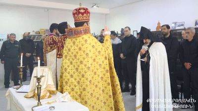 Խաչի գյուտի տոնը «Երկինք եւ երկիր պիտի անցնեն, բայց իմ խօսքերը չպիտի անցնեն» (Մատթ.24.35)։ Սուրբ Պատարագ՝ «Արմավիր» քրեակատարողական հիմնարկում